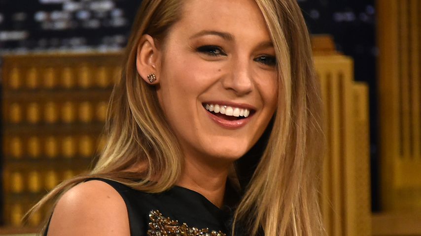 Am Filmset: Blake Lively überrascht mit Locken und Longbob