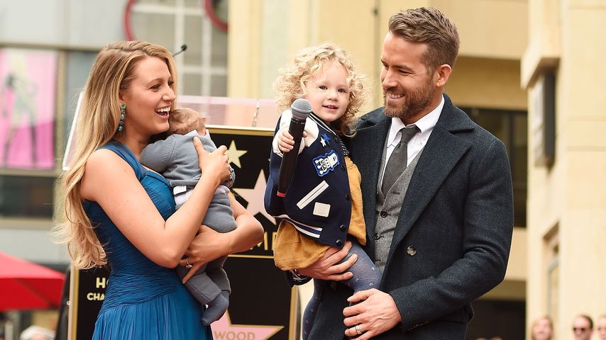 Blake Lively, Ryan Reynolds und zwei ihrer Kinder