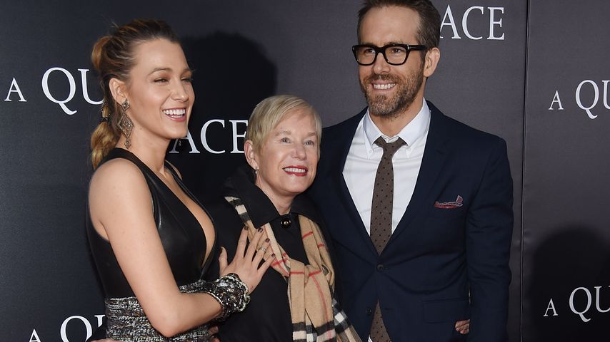 Blake Lively, Tammy Reynolds und Ryan Reynolds bei der "A Quiet Place"-Premiere in NYC im April 2018
