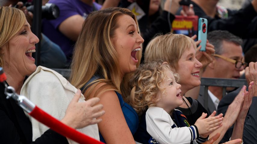 Altes Kinderfoto: Blake Lively sieht aus wie Tochter James