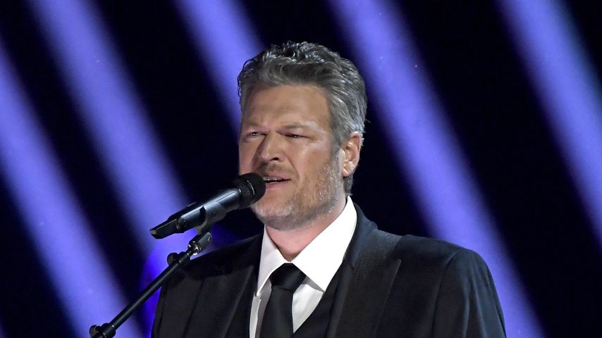 "Hoffnungssymbol": Blake Shelton lässt sich Vokuhila wachsen