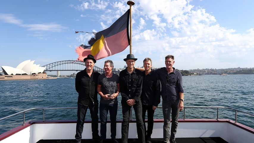 Bones Hillman, Rob Hirst, Peter Garrett, Jim Moginie und Martin Rotsey von Midnight Oil