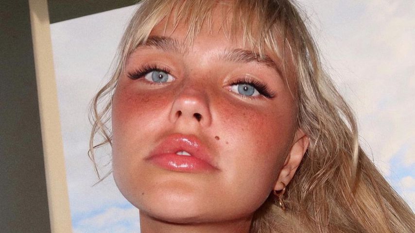 Bonnie Strange, Model