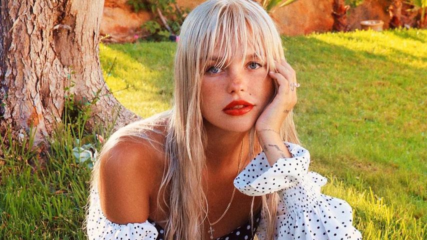 Bonnie Strange, Model