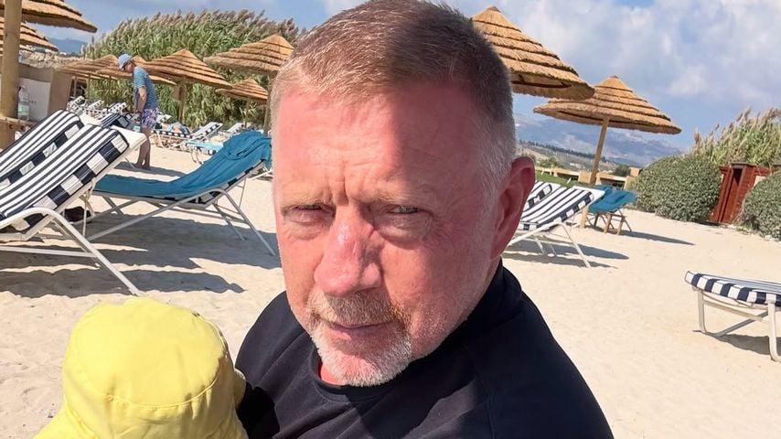 Boris Becker mit Tochter Zoe und Ehefrau Lilian de Carvalho Monteiro am Strand