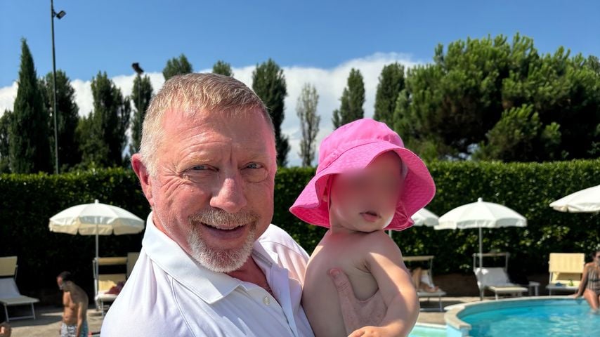 Boris Becker zeigt Tochter Zoës erste Schwimmversuche