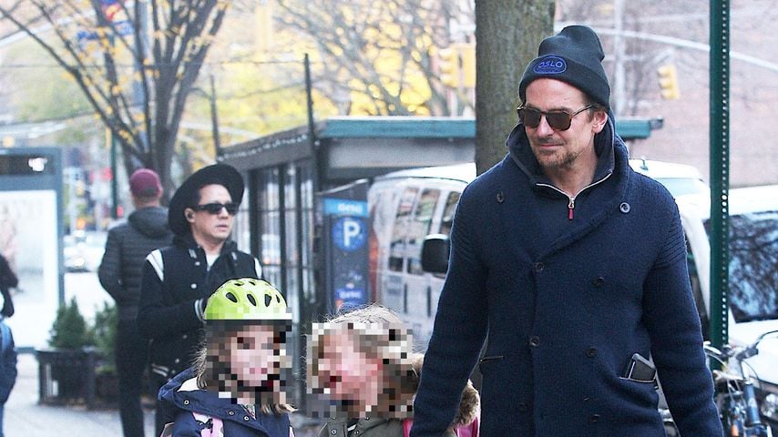 Bradley Cooper (r.) und seine Tochter Lea, Dezember 2022