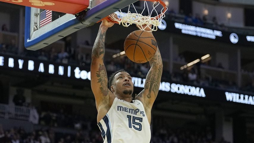 Brandon Clarke dunkt für die Memphis Grizzlies gegen die Golden State Warriors im Chase Center in San Francisco