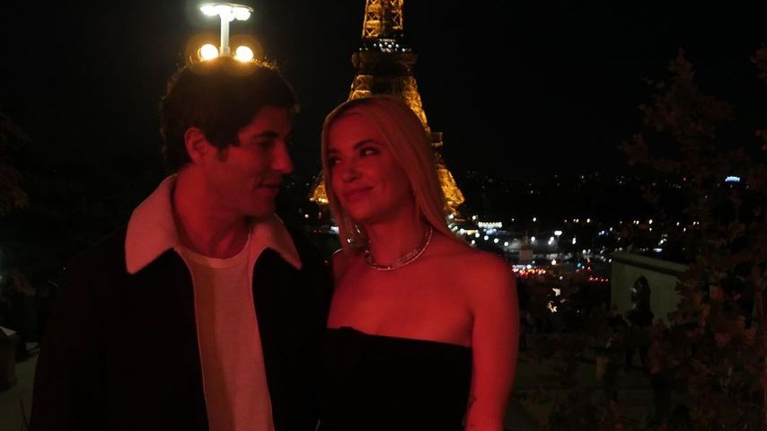 Brandon Davis und Ashley Benson