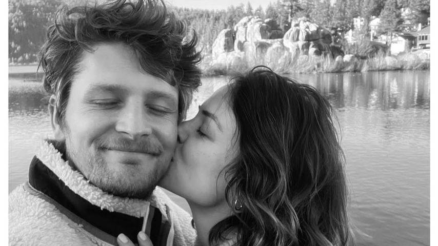 Brett Dier und seine Verlobte Conor Leslie, Januar 2026