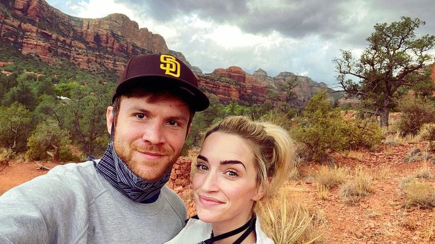 Brianne Howey mit ihrem Mann Matt
