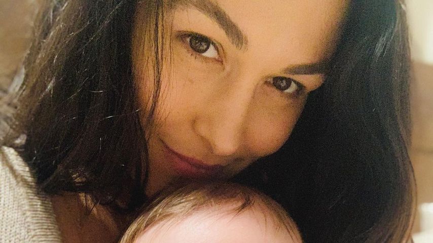 Brie Bella mit ihrem Sohn im Oktober 2020