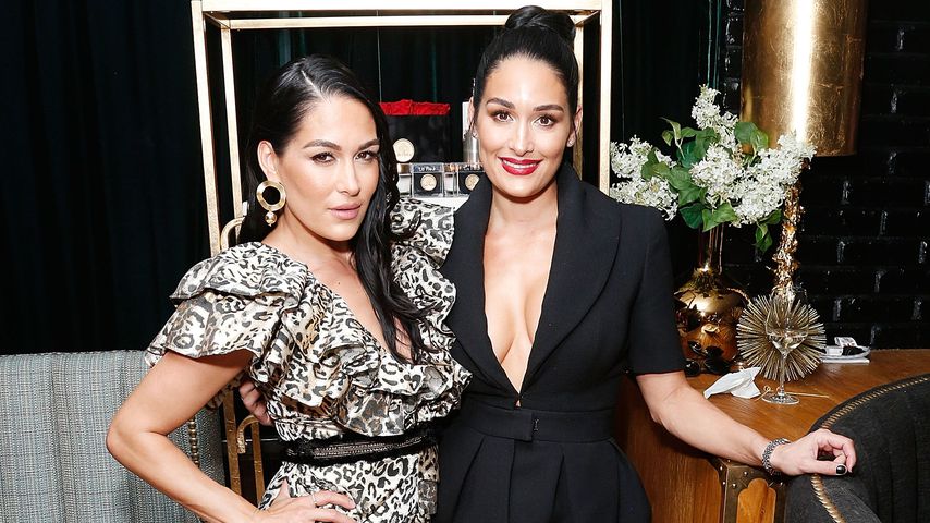 Brie und Nikki Bella, ehemalige Wrestlerinnen