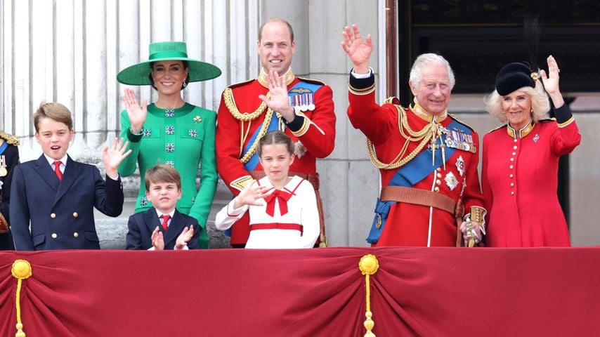 Britische Königsfamilie nach Trooping-the-Colour-Parade