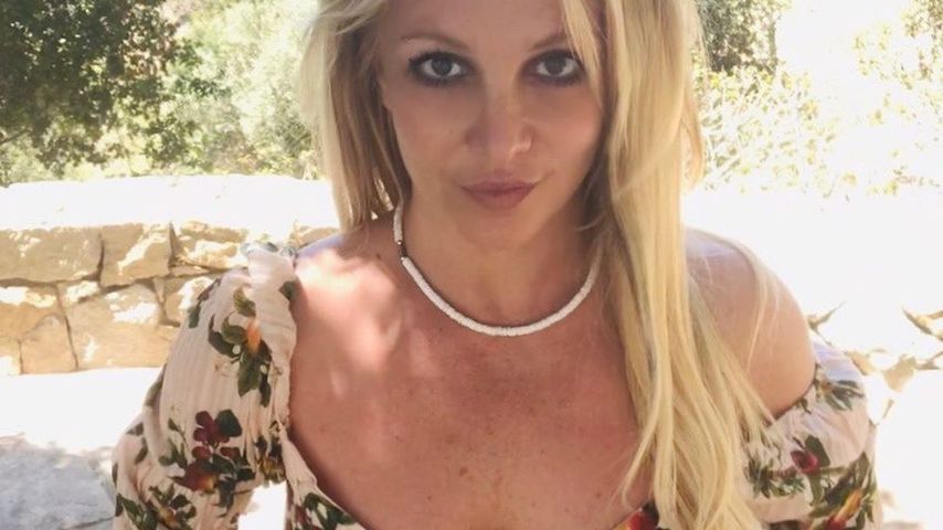Mit zwei Kerzen hat Britney Spears ihr Heim-Gym abgefackelt!