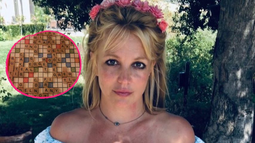 Schickt Britney Spears Hilferuf durch Scrabble-Spielsteine?