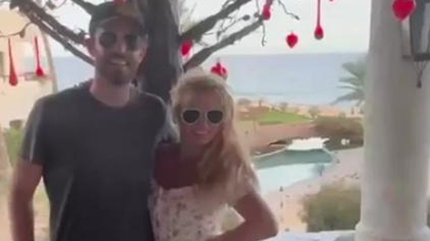 Britney Spears mit einem unbekannten Mann