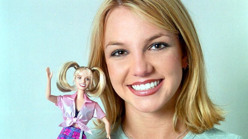 Britney Spears mit ihrer eigenen Barbie, 1999