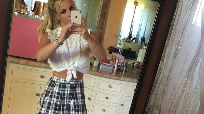 Fans lachen: Photoshop-Fail bei Britney Spears