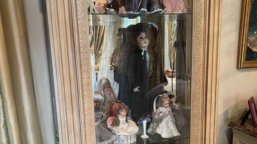 Britney Spears Puppensammlung im Haus ihrer Mutter