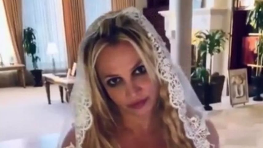 Skurriles Video: Britney Spears hat sich selbst geheiratet!