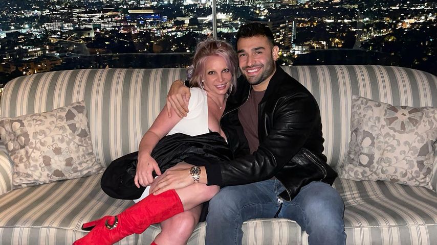 Wie bitte? Britney Spears nennt Sam plötzlich "Ehemann"