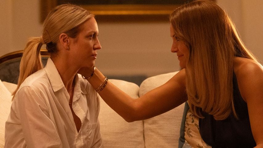 Brittany Snow und Malin Akerman in "The Hunting Wives"