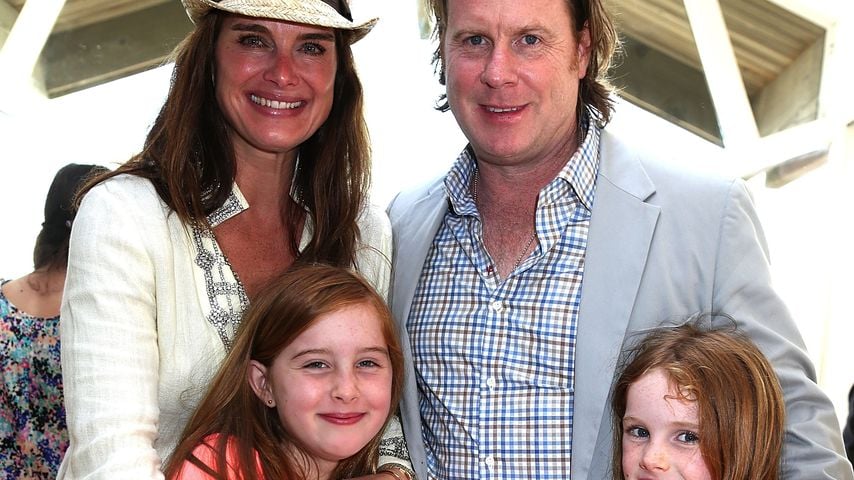 Brooke Shields, Chris Henchy die Töchter Rowan und Grier Henchy im Jahr 2013