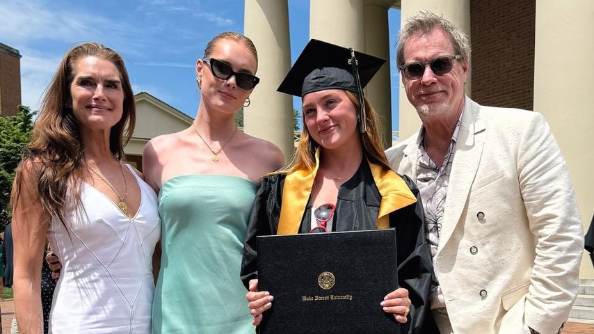 Brooke Shields feiert College-Abschluss ihrer Tochter Rowan