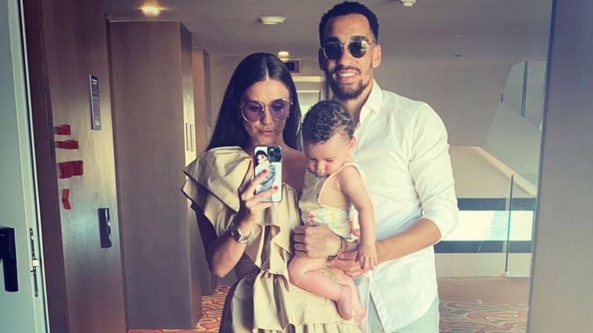 Brooke Vincent mit ihrem Partner Kean und Sohn Mexx
