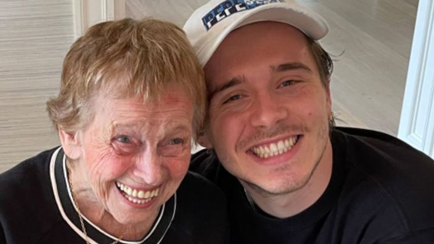 Brooklyn Beckham mit einer unbekannten Dame