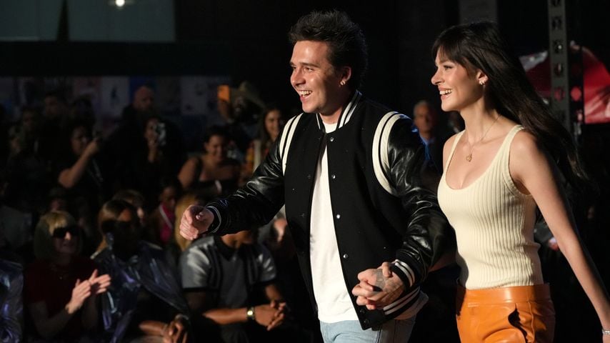 Brooklyn Beckham und Nicola Peltz bei der New York Fashion Week