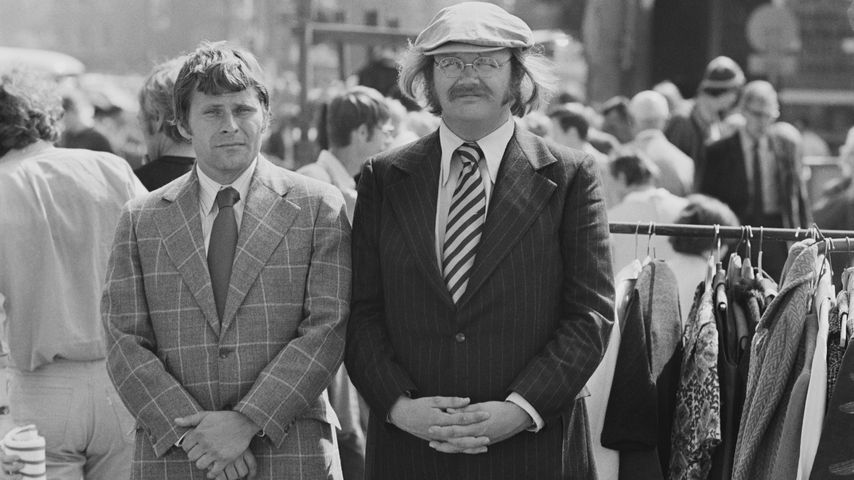 Bruce Glover (l.) und Putter Smith am Set von "James Bond", Juli 1971