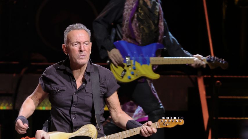 Schock! Bruce Springsteen stolpert bei Auftritt auf Bühne