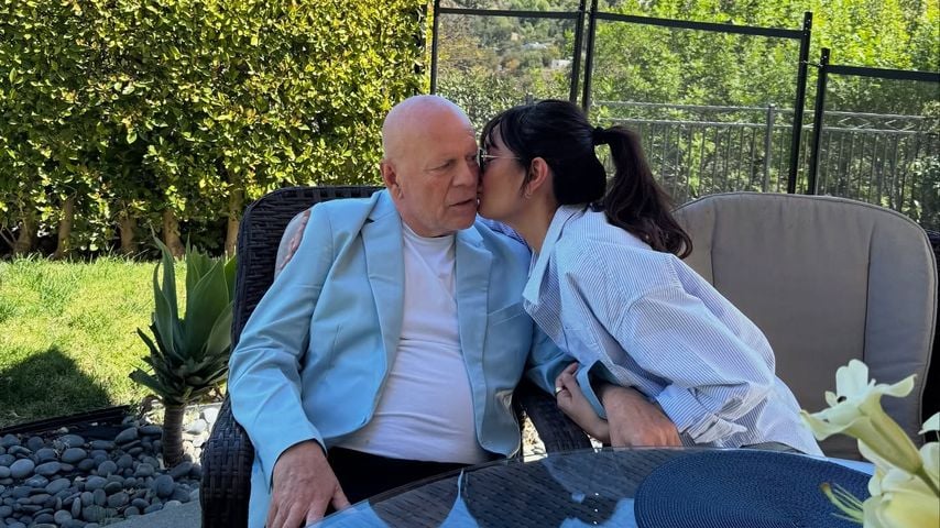 Emma und Bruce Willis' Liebesgeschichte ist im TV zu sehen