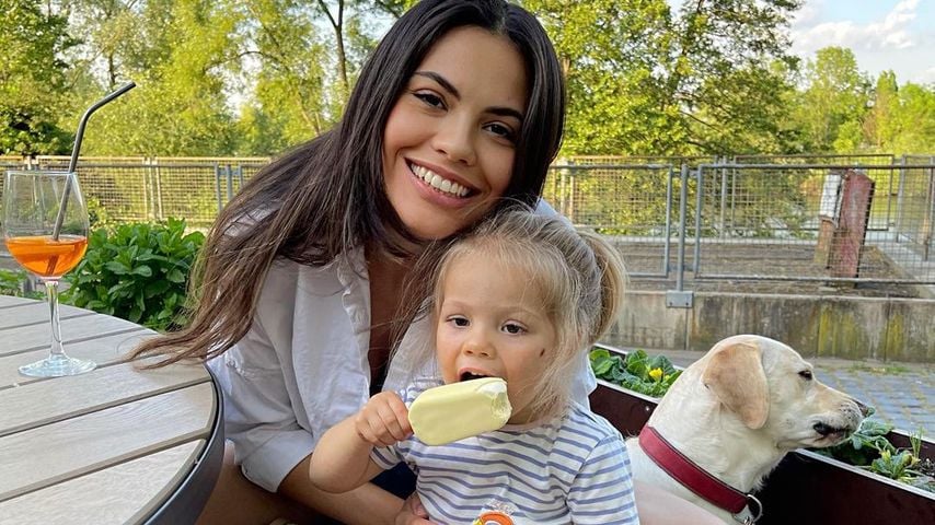 Bruna Rodrigues mit ihrer Tochter Violetta