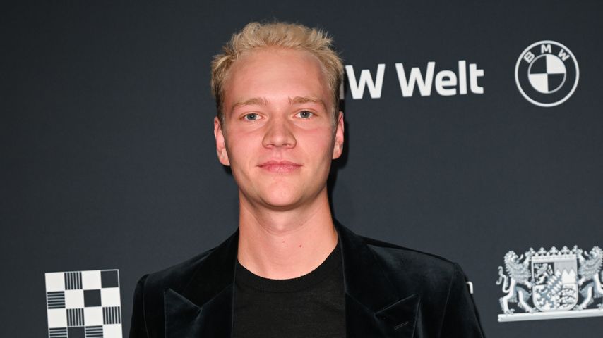 Schauspieler Bruno Alexander bei den Blauer Panther – TV & Streaming Awards
