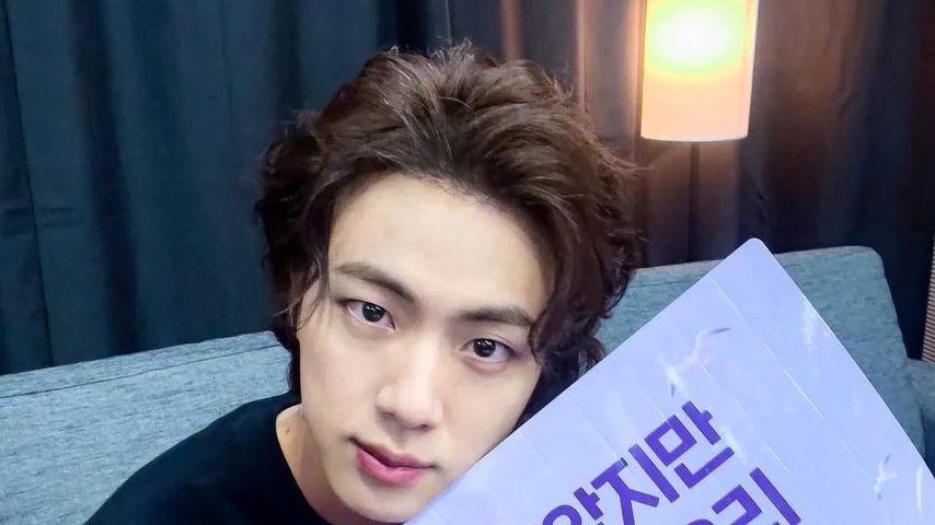 BTS-Star Jin muss zur Armee: Hunderte Fans verabschieden ihn