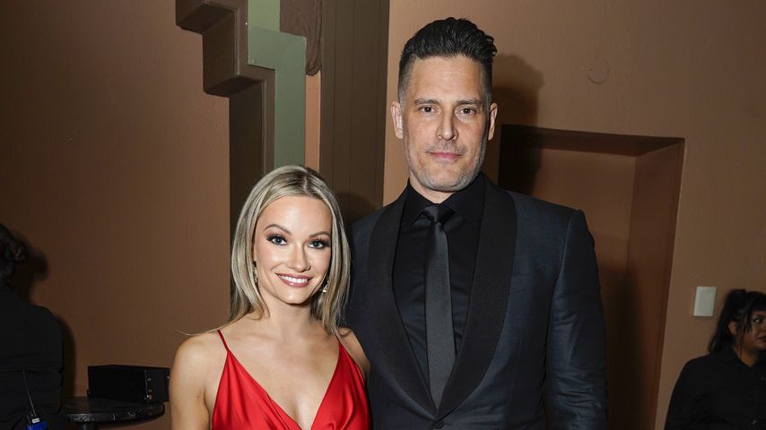 Pärchenspaziergang: Joe Manganiello zeigt Muckis und Tattoos