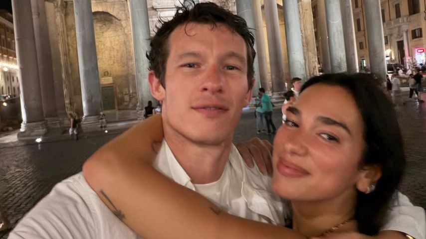 Callum Turner und Dua Lipa in Rom