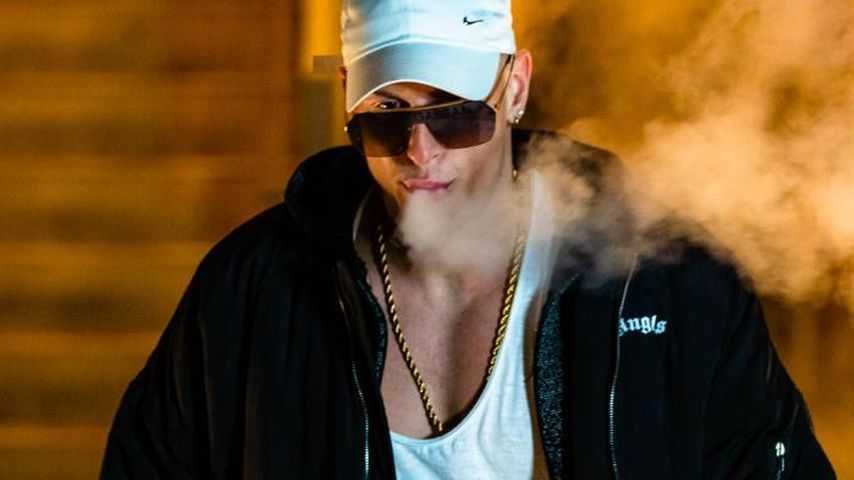 Calvin Kleinen in seinem neuen Musikvideo