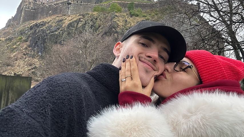 "Finger weg!"-Emily und Cam Holmes feiern vierten Jahrestag