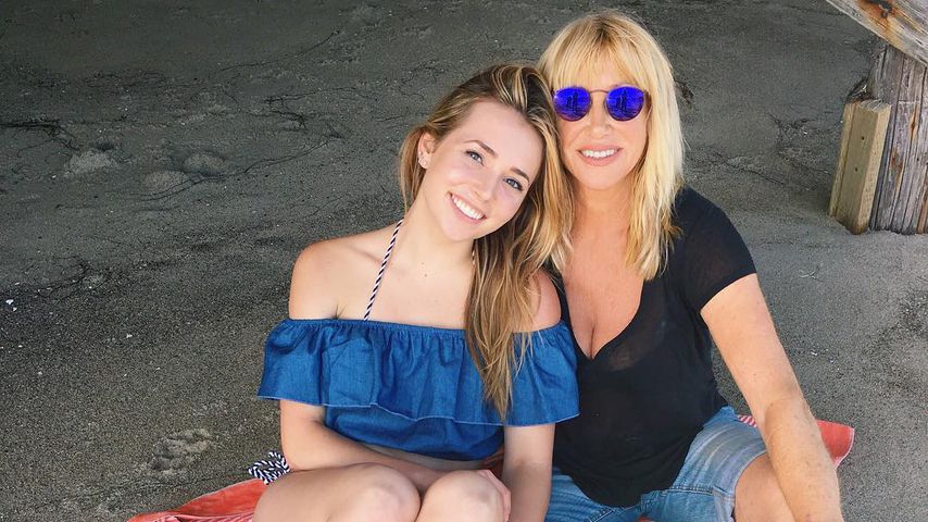 Camelia und ihre Großmutter Suzanne Somers im September 2016