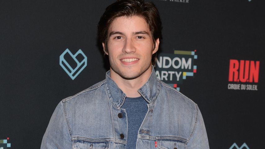 Cameron Cuffe auf der Fandom Party in San Diego, 2019