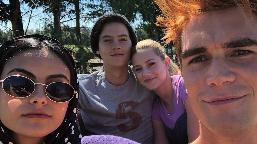 Camila Mendes, Cole Sprouse, Lili Reinhardt und KJ Apa
