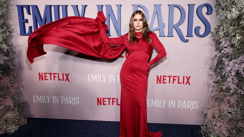 Camille Razat bei der Premiere von "Emily in Paris" in New York, 2022