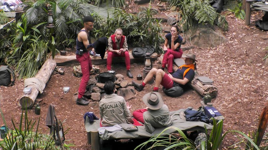 Wegen heftiger Regenflut: Neue Regeln im Dschungelcamp!