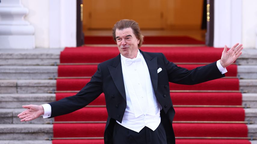 Kein Punk mehr? Fans lachen über Campinos Besuch bei Royals
