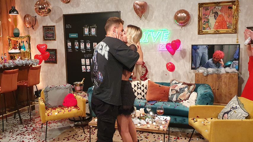 Can Kaplan und Walentina Doronina bei "Promi Big Brother – Die Late Night Show"