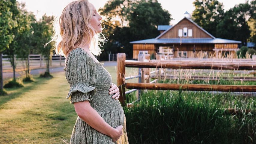 "Vampire Diaries"-Star Candice postet erstes Babybauchfoto!